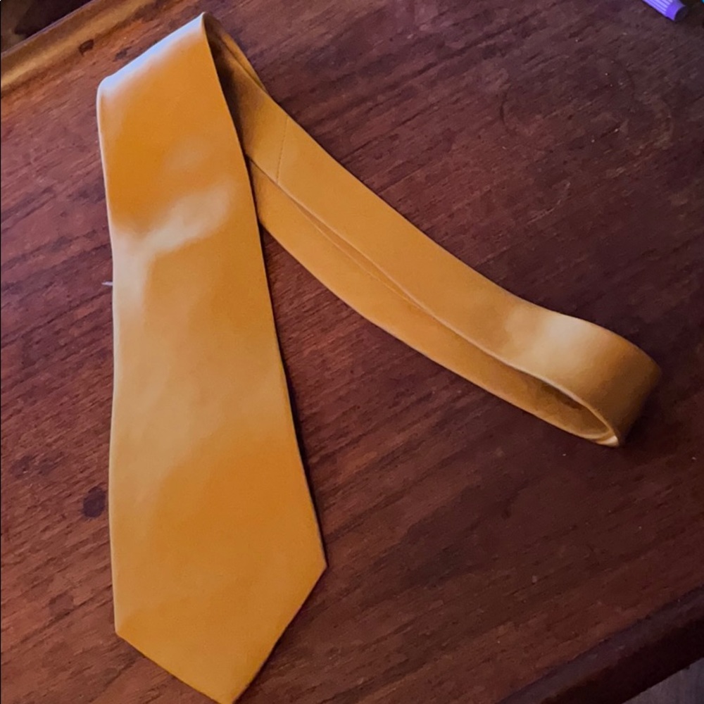 Tie